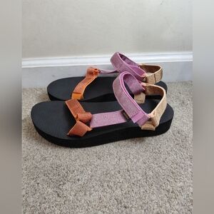 Teva Women Size 10 Colorful Strappy Sandals